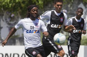 Durante o treino desta manh no CT Joaquim Grava, zona leste da cidade. O prximo jogo ser quarta-feira, dia 25/02 contra o Linense, no estdio Gilbertao., jogo adiado da 2 rodada do Campeonato Paulista de 2015