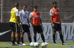 Durante o treino desta manh no CT Joaquim Grava, zona leste da cidade. O prximo jogo ser quarta-feira, dia 25/02 contra o Linense, no estdio Gilbertao., jogo adiado da 2 rodada do Campeonato Paulista de 2015