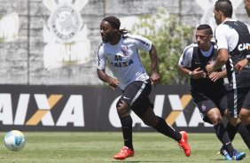 Durante o treino desta manh no CT Joaquim Grava, zona leste da cidade. O prximo jogo ser quarta-feira, dia 25/02 contra o Linense, no estdio Gilbertao., jogo adiado da 2 rodada do Campeonato Paulista de 2015