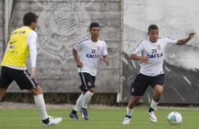 Durante o treino desta tarde no CT Joaquim Grava, zona leste da cidade. O prximo jogo ser amanh, quarta-feira, dia 25/02 contra o Linense, no estdio Gilbertao., jogo adiado da 2 rodada do Campeonato Paulista de 2015