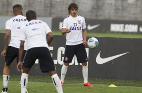 Durante o treino desta tarde no CT Joaquim Grava, zona leste da cidade. O prximo jogo ser amanh, quarta-feira, dia 25/02 contra o Linense, no estdio Gilbertao., jogo adiado da 2 rodada do Campeonato Paulista de 2015