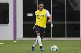 Durante o treino desta tarde no CT Joaquim Grava, zona leste da cidade. O prximo jogo ser amanh, quarta-feira, dia 25/02 contra o Linense, no estdio Gilbertao., jogo adiado da 2 rodada do Campeonato Paulista de 2015