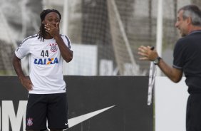 Durante o treino desta tarde no CT Joaquim Grava, zona leste da cidade. O prximo jogo ser amanh, quarta-feira, dia 25/02 contra o Linense, no estdio Gilbertao., jogo adiado da 2 rodada do Campeonato Paulista de 2015