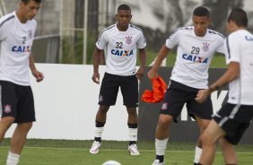 Durante o treino desta tarde no CT Joaquim Grava, zona leste da cidade. O prximo jogo ser amanh, quarta-feira, dia 25/02 contra o Linense, no estdio Gilbertao., jogo adiado da 2 rodada do Campeonato Paulista de 2015