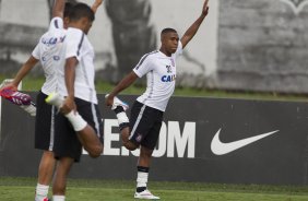 Durante o treino desta tarde no CT Joaquim Grava, zona leste da cidade. O prximo jogo ser amanh, quarta-feira, dia 25/02 contra o Linense, no estdio Gilbertao., jogo adiado da 2 rodada do Campeonato Paulista de 2015