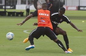 Durante o treino desta tarde no CT Joaquim Grava, zona leste da cidade. O prximo jogo ser domingo, dia 01/03 contra o Mogi Mirim na Arena Corinthians, vlido pela 7 rodada do Campeonato Paulista de 2015