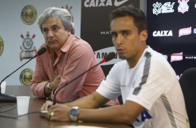 O diretor de futebol Sergio Janikian e o jogador Jadson concedem entrevista coletiva aps o treino desta tarde no CT Joaquim Grava, zona leste da cidade. O prximo jogo ser domingo, dia 01/03 contra o Mogi Mirim na Arena Corinthians, vlido pela 7 rodada do Campeonato Paulista de 2015