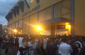 Torcedores desistiram de acompanhar partida na Arena Barueri