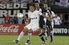 Marciel em jogada contra o Vasco pela semifinal da Flórida Cup