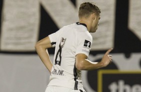 Marlone comemorando o gol contra o Vasco pela semifinal da Florida Cup