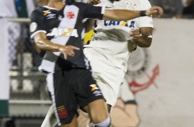 Paulo Roberto em jogada contra o Vasco pela semifinal da Florida Cup