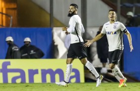 Del'Amore e Mantuan comemorando gol contra o Flamengo pelas quartas de finais da Copinha