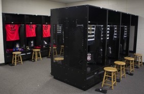Camisas do Corinthians no vestiário do estádio Bright House Networks Stadium, pela Flórida Cup