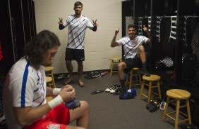 Cássio, Camacho e Pedro Henrique no vestiário antes da final contra o São Paulo pela Flórida Cup