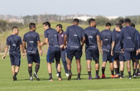 Elenco do Corinthians de costas durante o treino da tarde da Flrida Cup