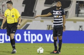Fellipe Bastos em cobrança de pênalti contra o São Paulo pela final da Flórida Cup 2017
