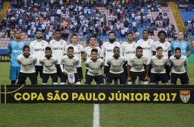 Foto oficial do elenco do Corinthians antes da semifinal contra a Juventus pela Copinha 2017