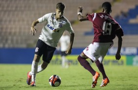 Matheus em jogada contra a Juventus pela semifinal da Copinha 2017