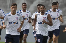 Léo Príncipe, Bruno Paulo e elenco correndo no CT Joaquim Grava após a Flórida Cup 2017