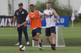 Luidy e Marlone no treino do Corinthians no CT Joaquim Grava