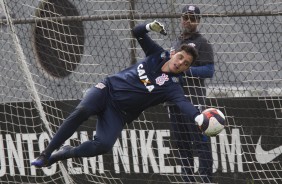 Matheus Vidotto no treino do Corinthians no CT Joaquim Grava