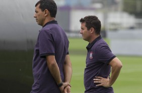 Osmar Loss e Fbio Carille no treino do Corinthians no CT Joaquim Grava