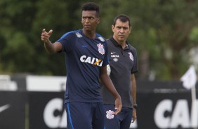 J e Fbio Carille no ltimo treino do Corinthians antes da estreia no Paulista