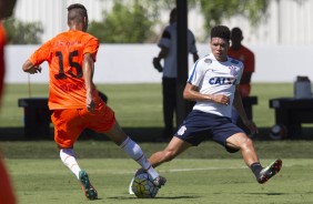 Marquinhos Gabriel em jogada durante o jogo treino contra o Atibaia