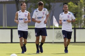 Rodriguinho, Marciele e Gabriel se preparam para treinamento no CT