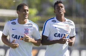 Pablo e J durante o jogo treino contra o Atibaia