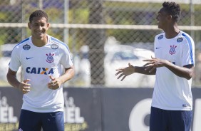 Pablo e J durante o jogo treino contra o Atibaia