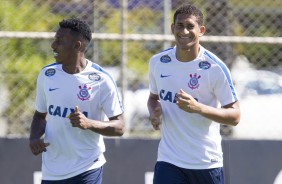 Pablo e Moiss durante o jogo treino contra o Atibaia