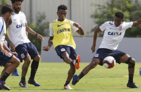 Reservas participaram de treino em campo reduzido