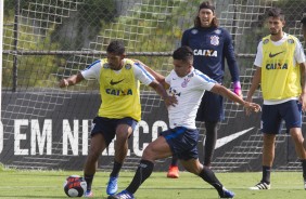 Titular, Cssio tambm esteve em campo durante o trabalho ttico dos reservas