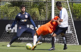 Vidotto e Marciel em jogada durante o jogo treino contra o Atibaia