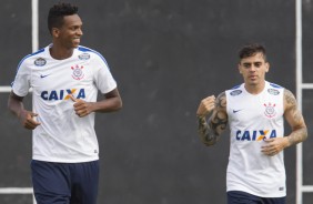 J e Fagner no treino da tarde no CT Joaquim Grava