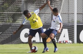 Guilherme e Paulo Roberto  durante o treino no CT Joaquim Grava