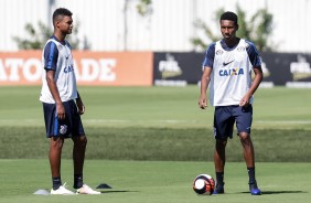 Bruno Paulo e Wariam treinam no CT Joaquim Grava