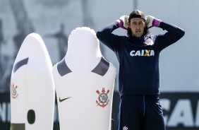 Cssio durante treino no CT Joaquim Grava