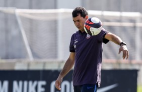 Fbio Carille durante treino no CT Joaquim Grava