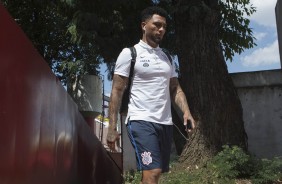 Kazim chegando ao estádio José Liberatti para partida contra o Audax