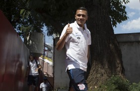 Léo Jabá chegando ao estádio José Liberatti para partida contra o Audax