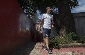 Marlone chegando ao estádio José Liberatti para partida contra o Audax