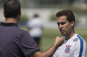 Jadson tem grande chance de voltar contra o Palmeiras