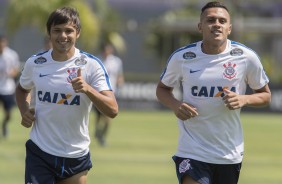 Romero e Léo Jabá durante o jogo treino contra o Água Santa