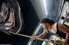 Bandeira na Arena Corinthians durante o treino pr-classico