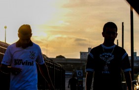 Torcedores no treino aberto na Arena Corinthians