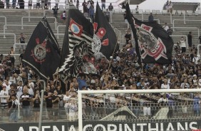 Torcida compareceu na Arena durante treino que antecedeu o Drbi