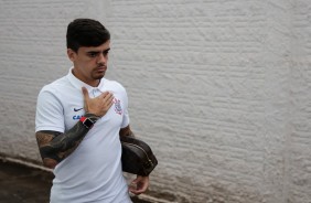 Fagner antes do jogo contra o Mirassol pelo Paulisto