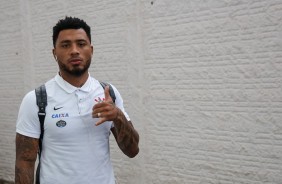 Kazim chegando no estdio para a partida contra o Mirassol